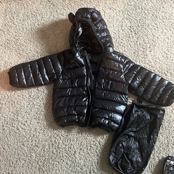 Amazon-packable jacket - Picture 3 of 3